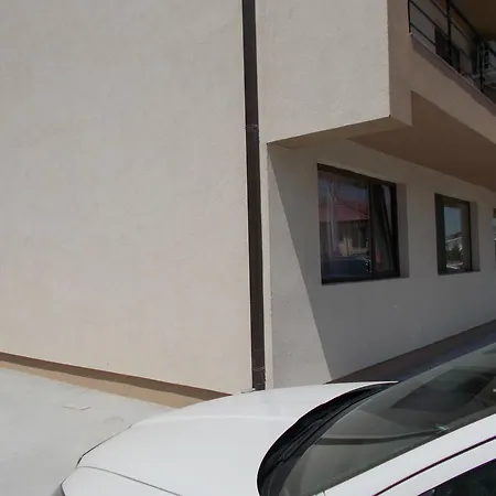 Apartmán Epe Elis *