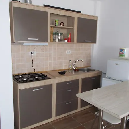 Apartmán Epe Elis *